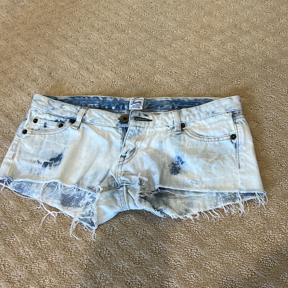 Moussy Size 27 Denim Shorts
